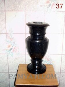 купить вазы из гранита на кладбище, купить вазу на кладбище из гранита, купить вазы из гранита, ваза гранитная, ваза гранитная фото, памятник гранитный, памятник фото, памятник галерея